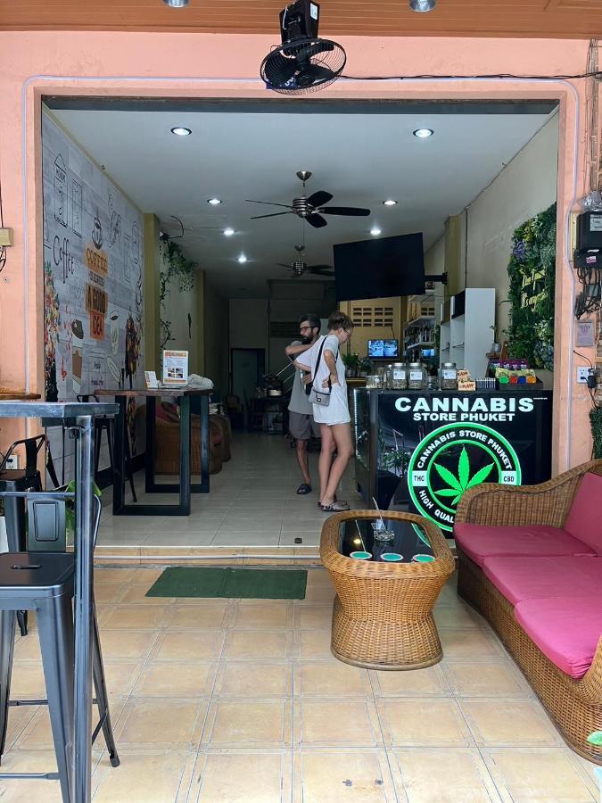 Cozy Place Couette-café Patong